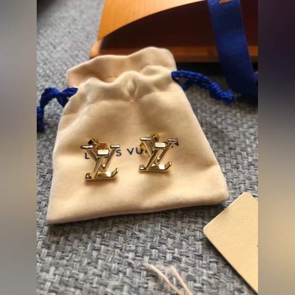 Louis Vuitton Jewelry - Louis Vuitton LV Iconic Earrings